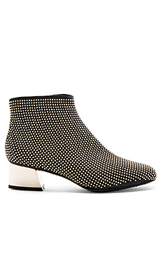 Alice + Olivia