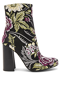 Jeffrey Campbell