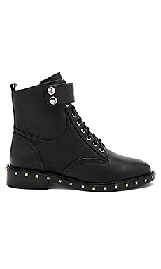 Vince Camuto